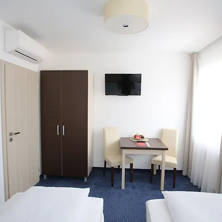 Wellness U Gigantu Penzion 4*